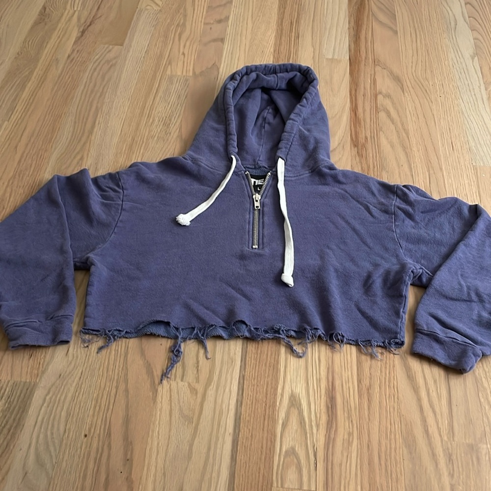 Katie J NYC Junior Girls Purple Cropped Hoodie Size Large